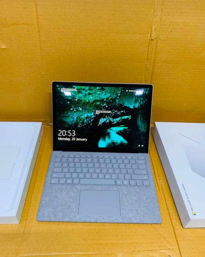 Microsoft Surface Laptop